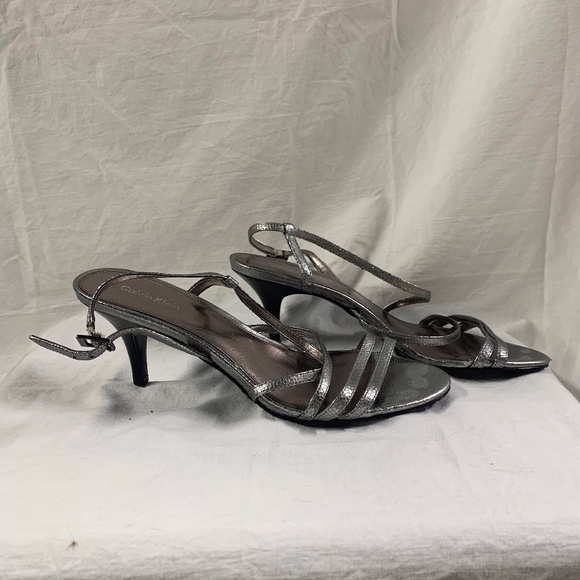 Calvin Klein strappy sandals - Picture 8 of 9
